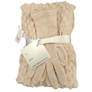 New York & Company Scarf & Gloves Gift Set NWT